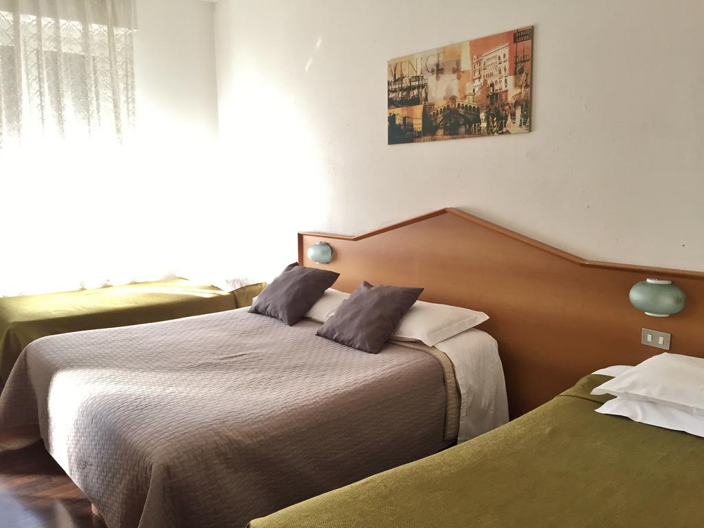 Hotel Ambra Milan Luaran gambar