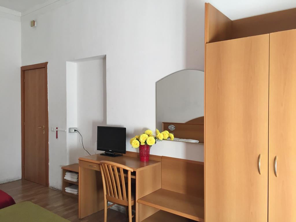 Hotel Ambra Milan Luaran gambar