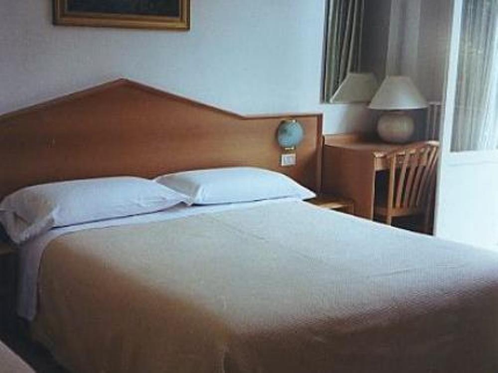 Hotel Ambra Milan Luaran gambar